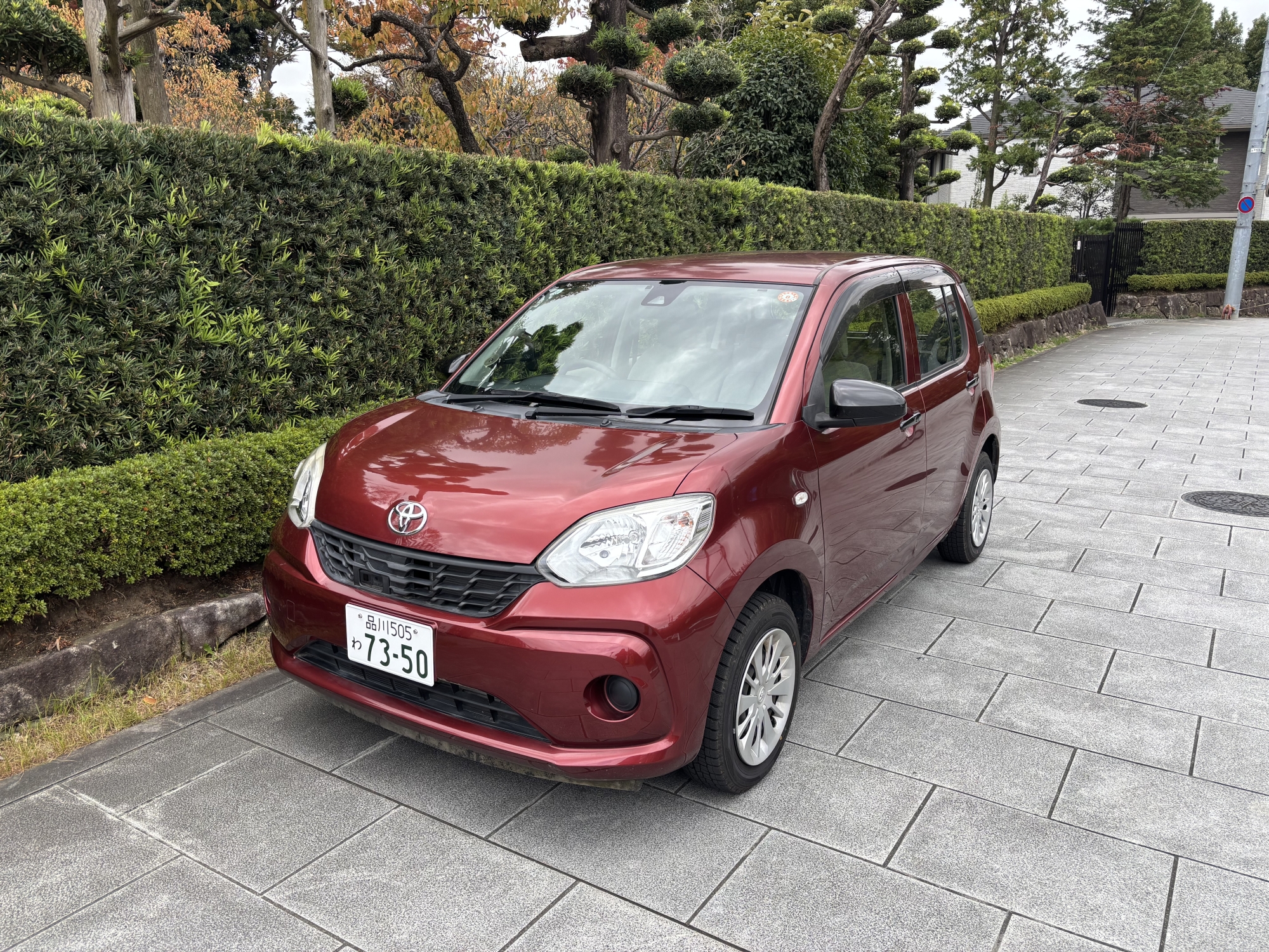 パッソ 5人乗り